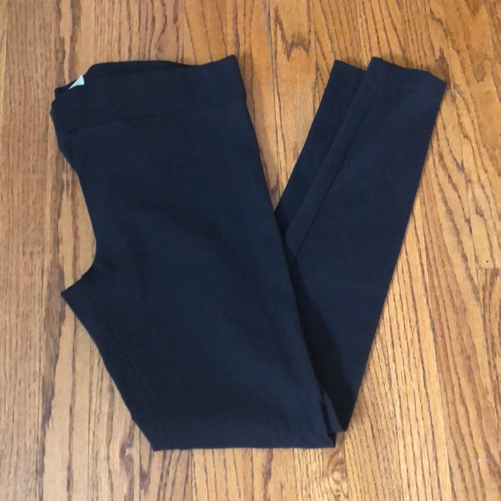 Black leggings